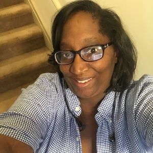 Meet your Posher, Coretta